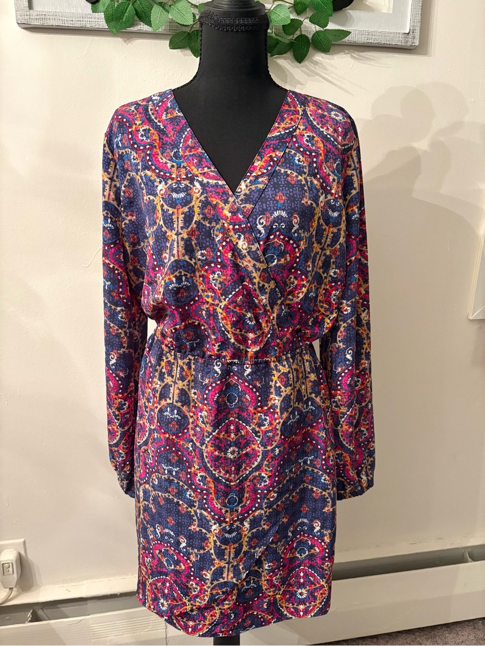 Womens Navy Multi Print V-Neck Long Sleeve Dress